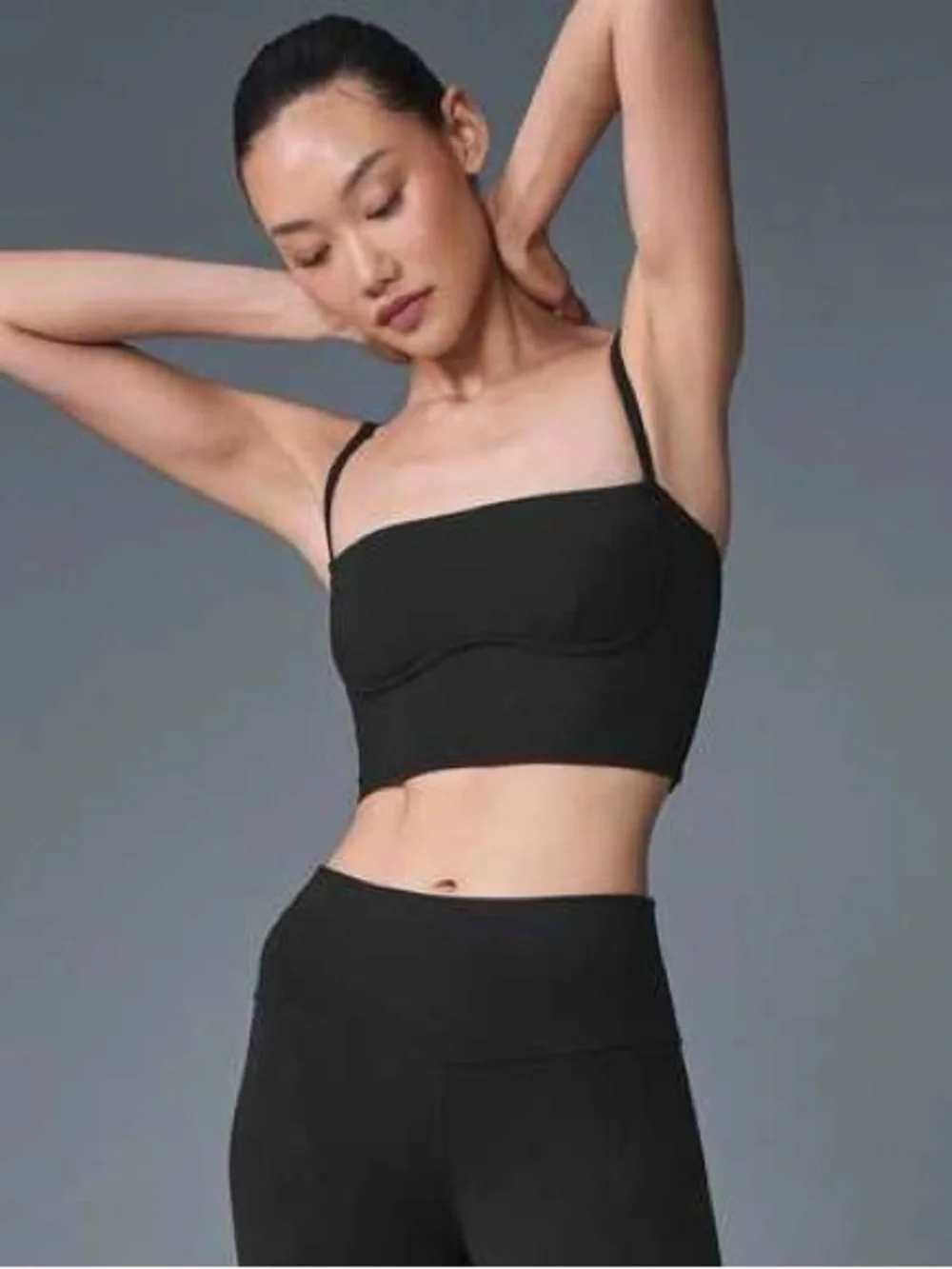 Alo Yoga Streamline Airbrush Crop Top in black size small